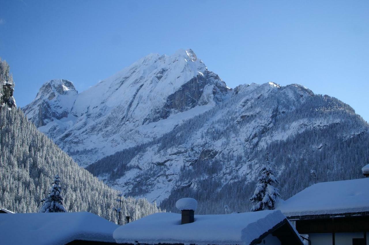 Des Alpes 2 Daire Canazei Dış mekan fotoğraf